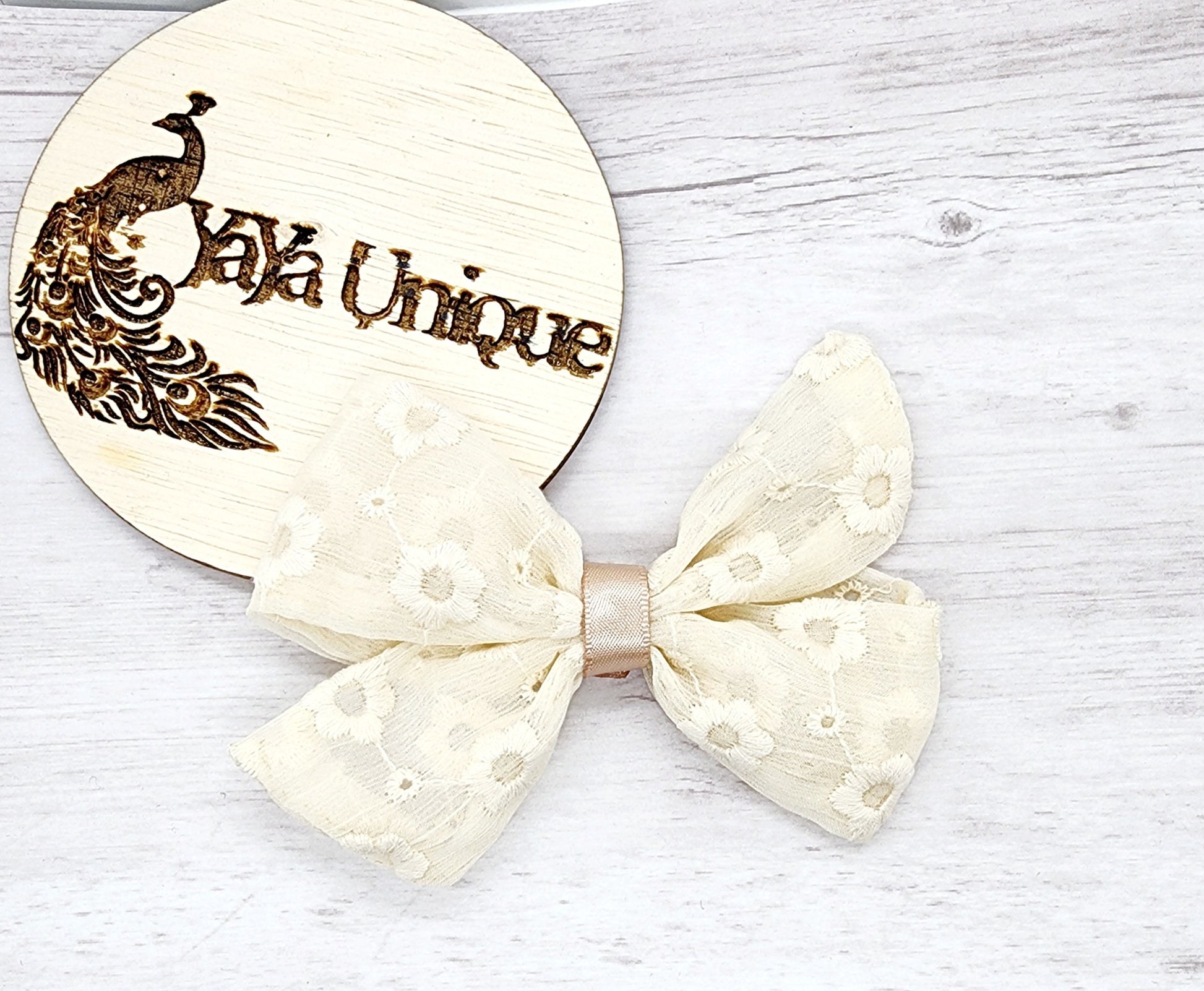 daisy embroidered tulle bow