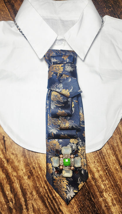 Tie Neclace