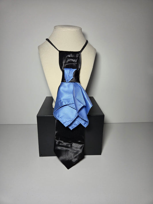 Tie Neclace