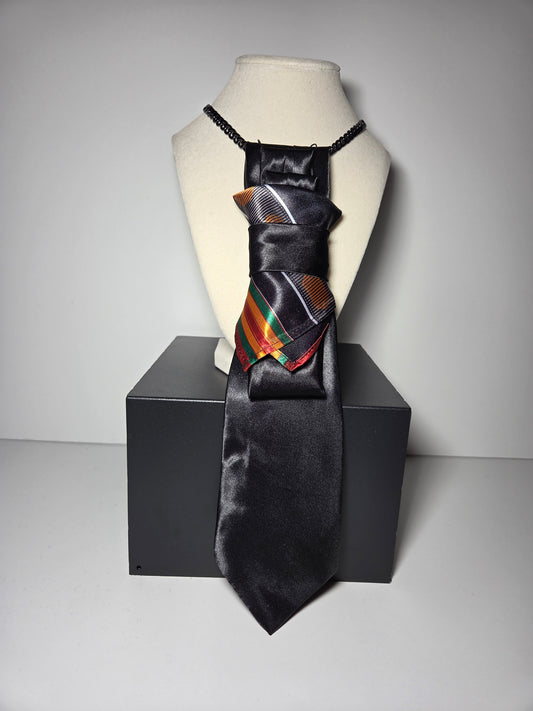 Tie Neclace