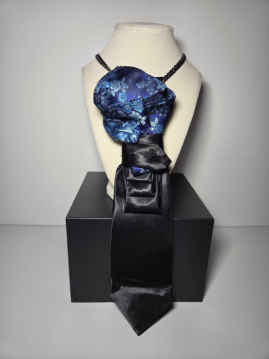 Tie Neclace